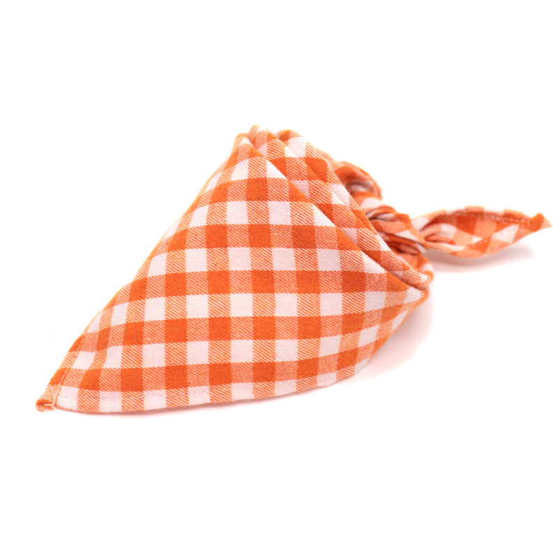 Cotton flannel baby plaid to increase triangle scarf Cotton flannel baby plaid to increase triangle scarf